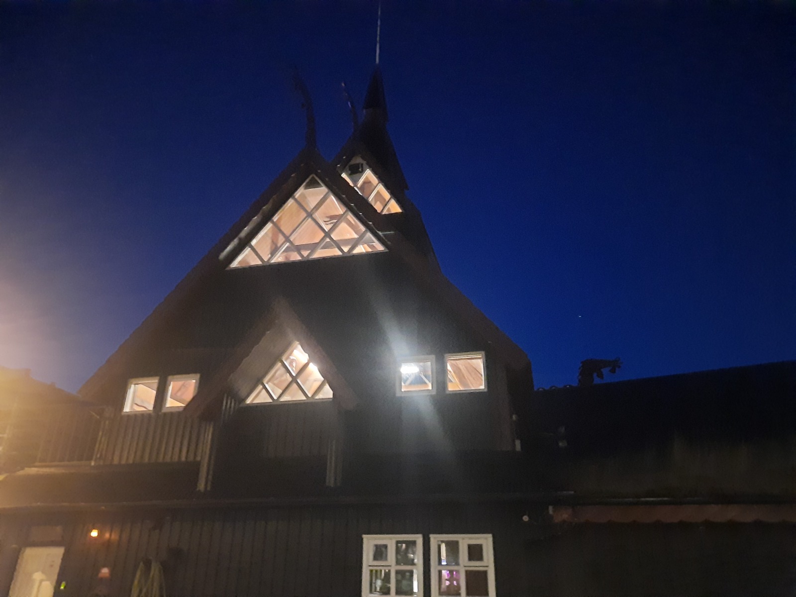 The Viking hotel in the dark